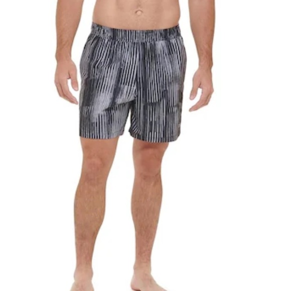 Calvin Klein Stretch Euro Volley Solid 5" Swim Shorts XL Men's NEW! - Picture 1 of 6